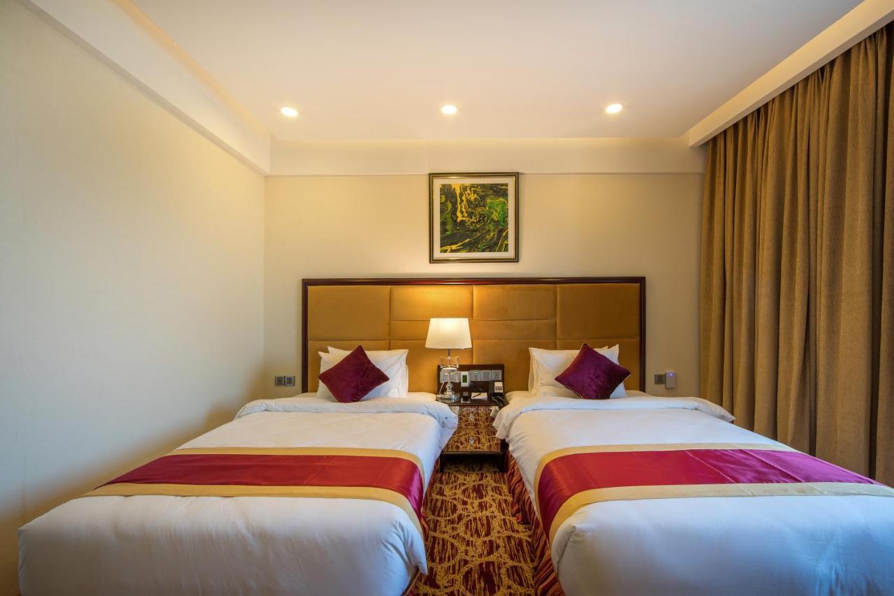 Grand Palace Hotel & Resorts Силхет Экстерьер фото