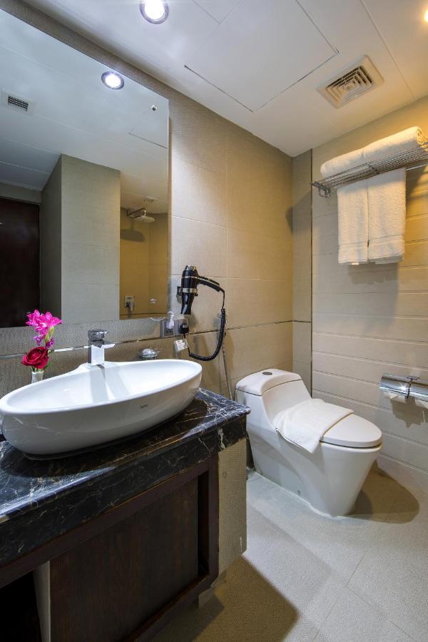 Grand Palace Hotel & Resorts Силхет Экстерьер фото